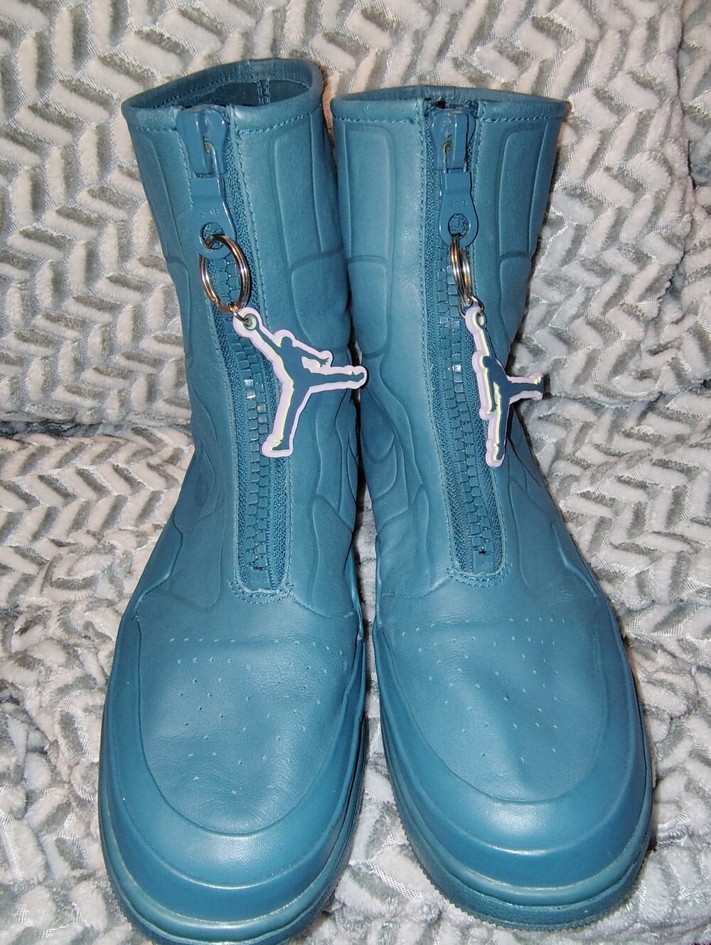 NWOT Air Jordan 1 Women's Size 8.5 Teal Boots